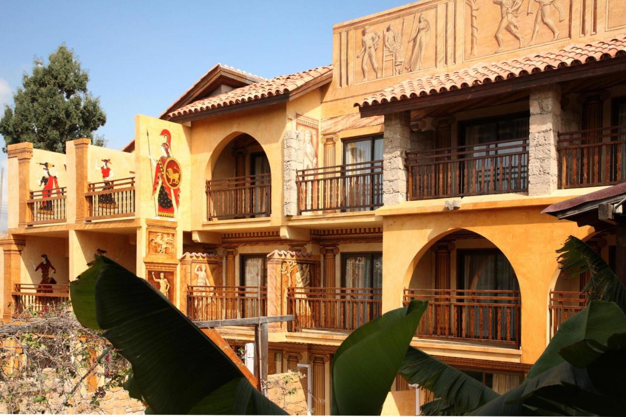 Roman Boutique Hotel photo