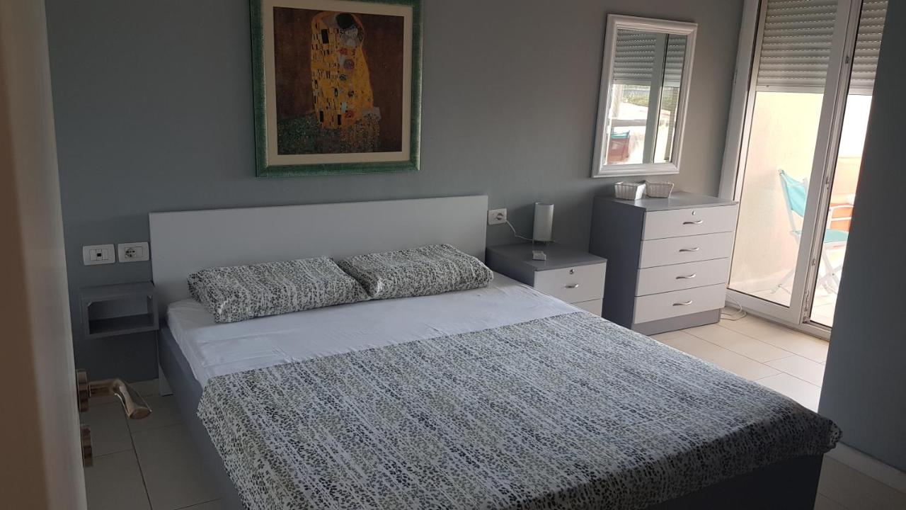 Apartment bay, Bougainville Bay Resort photo