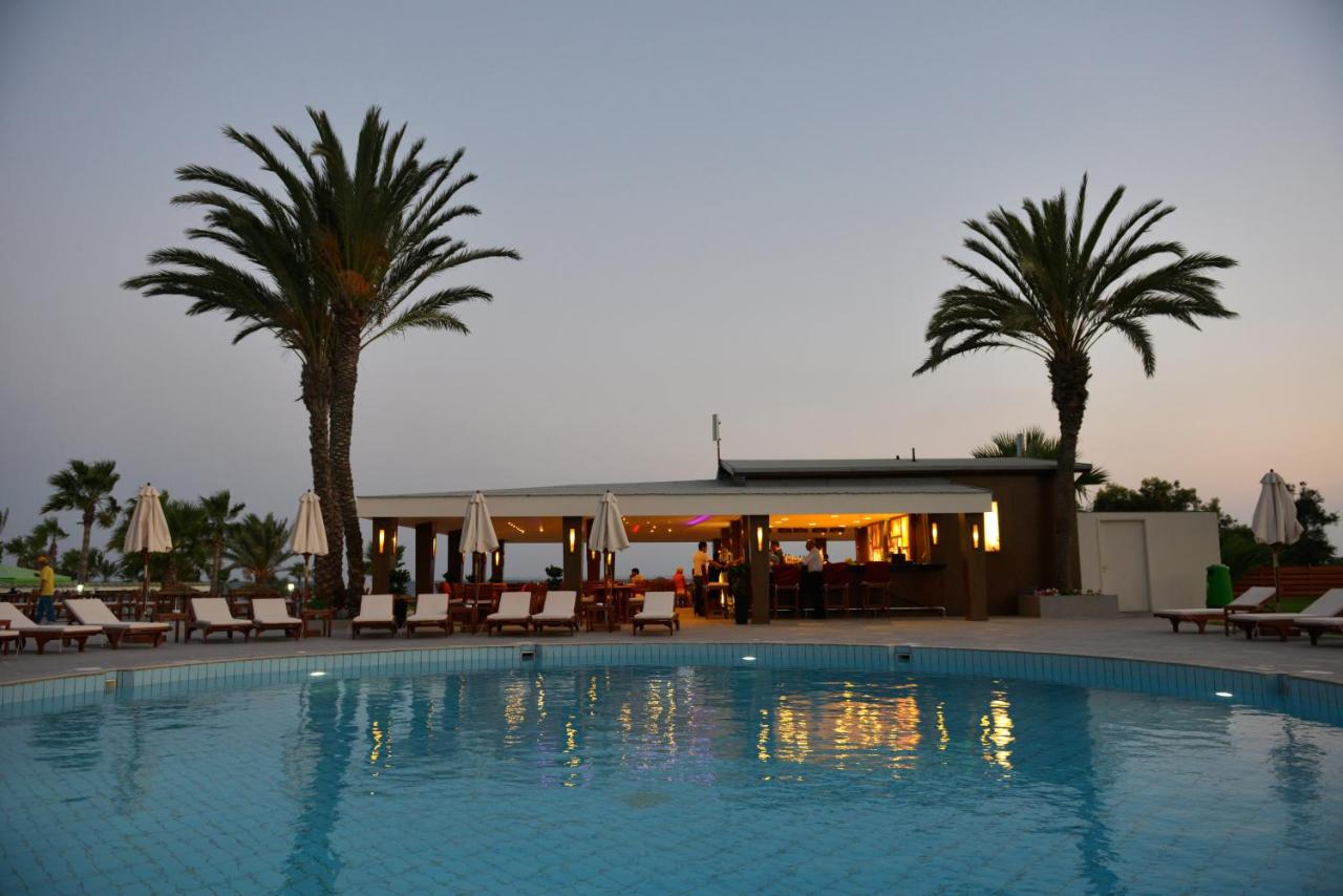 Adams Beach Hotel & Spa photo