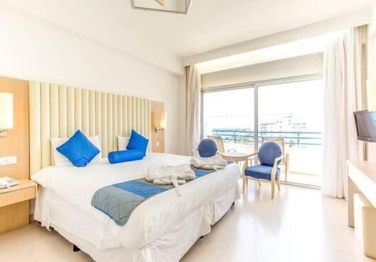 Vrissiana Boutique Beach Hotel photo