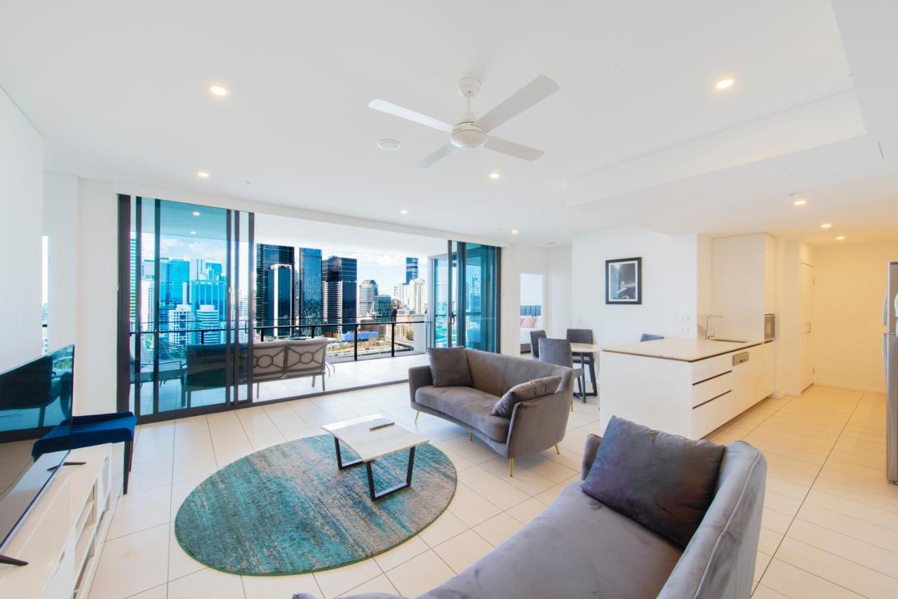 Hope Street Apartments by CLLIX photo