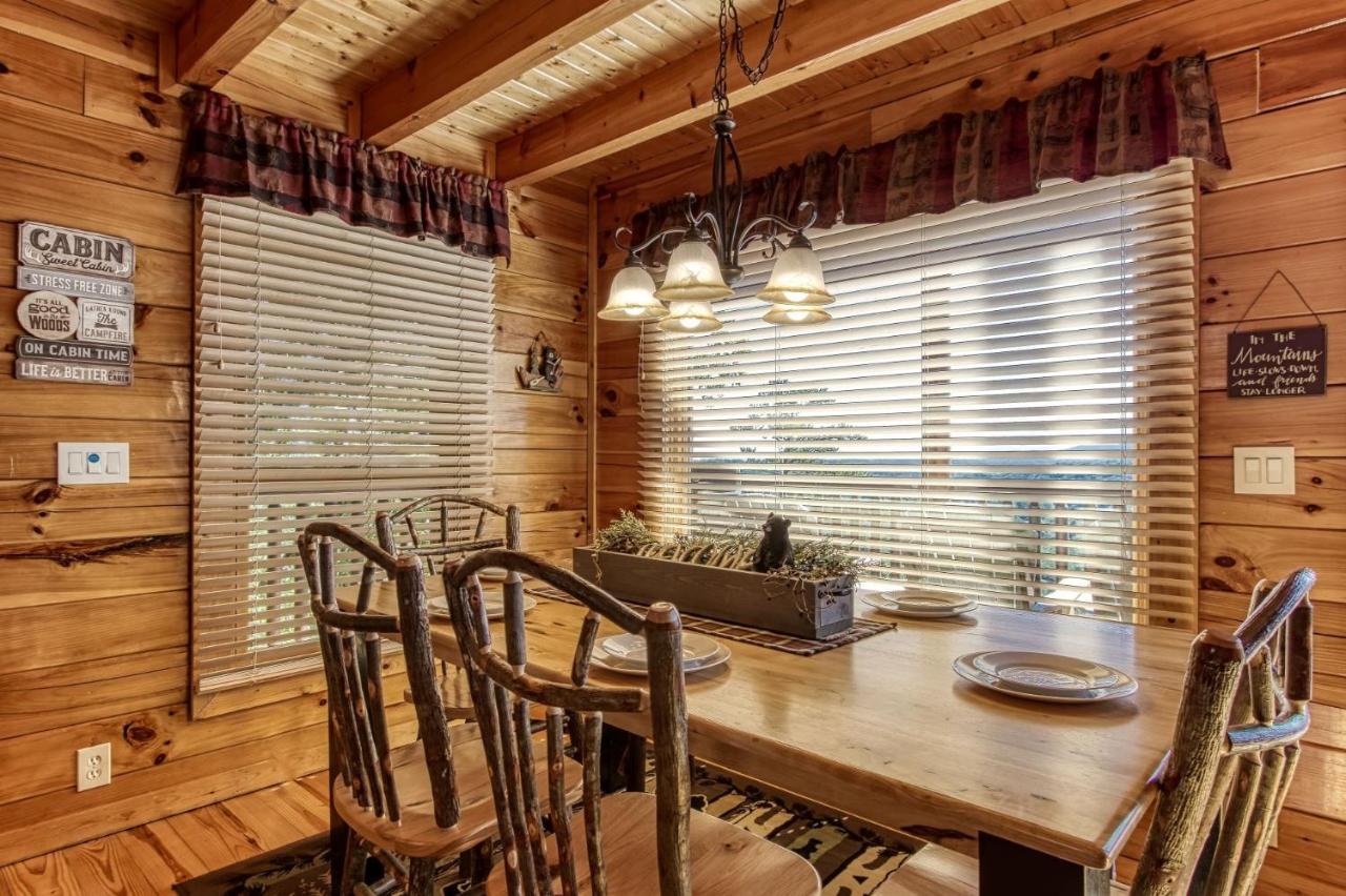Majestic Mountainview Cabin — photo 19