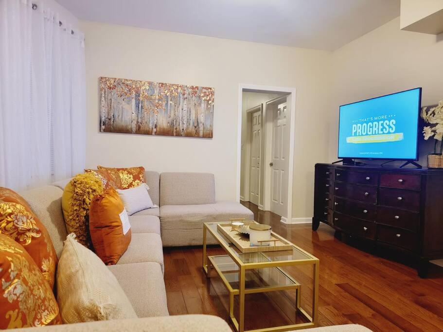 Modern 4 Bed Rooms Jersey City, NJ Easy Access to Manhattan - 5