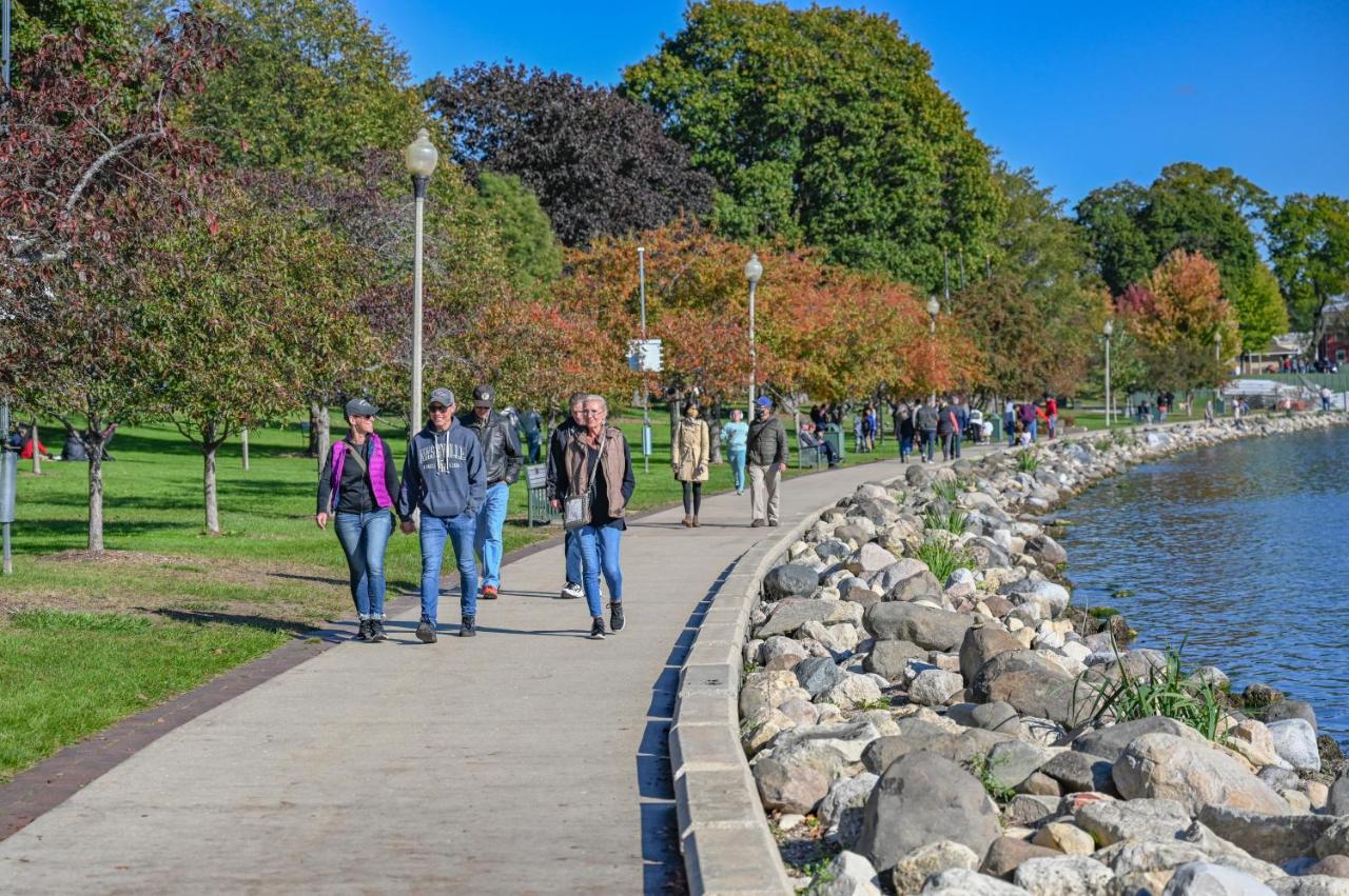 Harbor Shores on Lake Geneva — photo 14