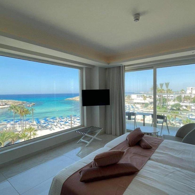Chrysomare Beach Hotel & Resort photo