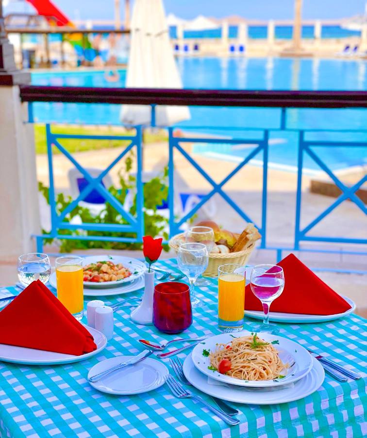 Ivy Cyrene Island Resort photo