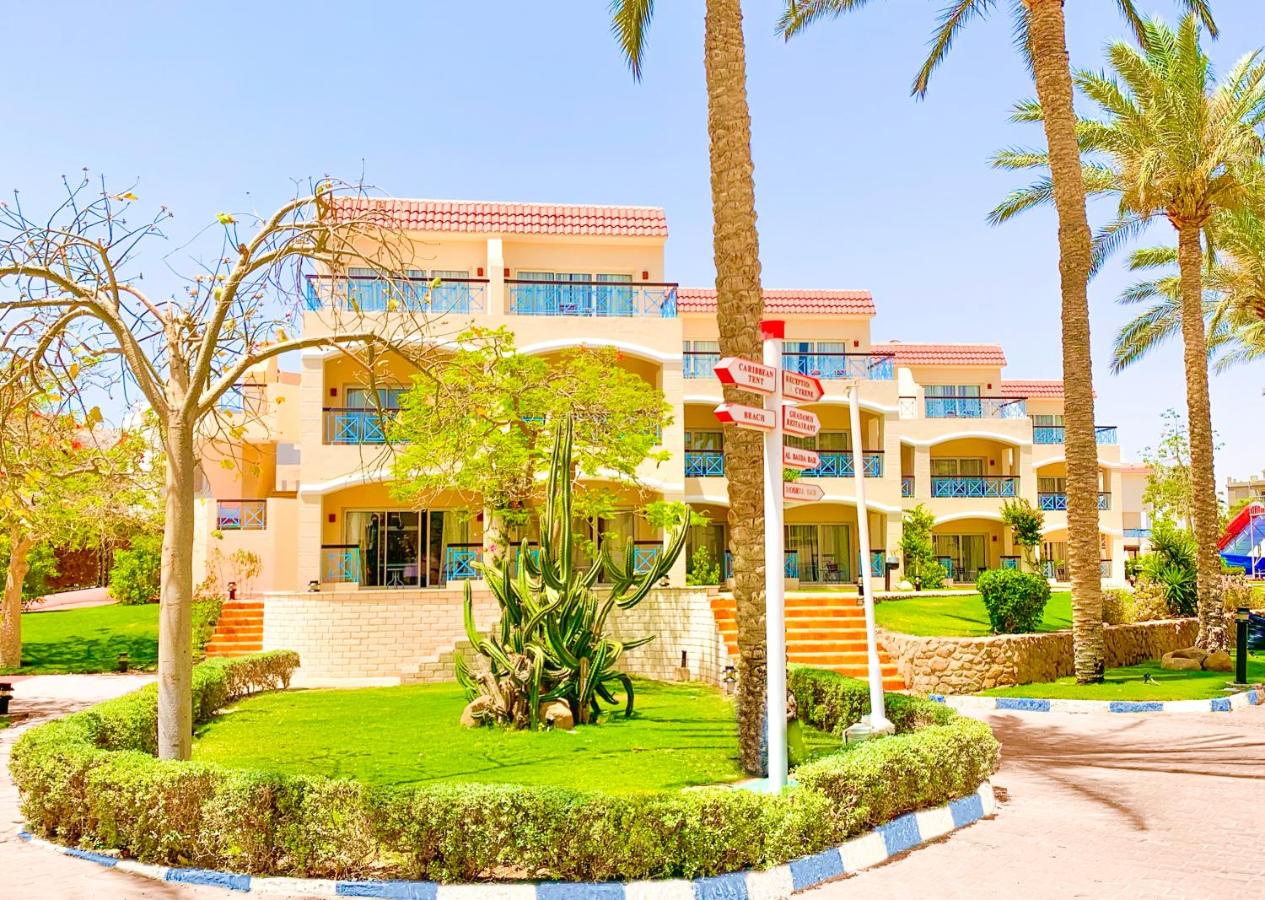 Ivy Cyrene Island Resort photo