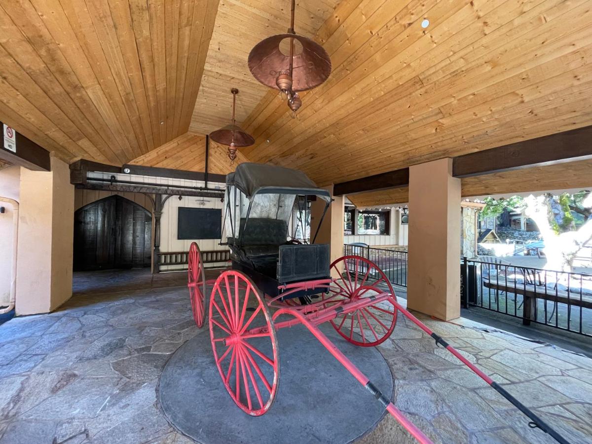 The Historic Brookdale Lodge, Santa Cruz Mountains — photo 12