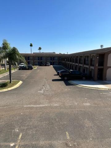 Executive Inn — photo 7