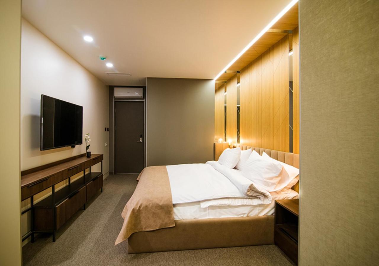 Cartez Hotel photo