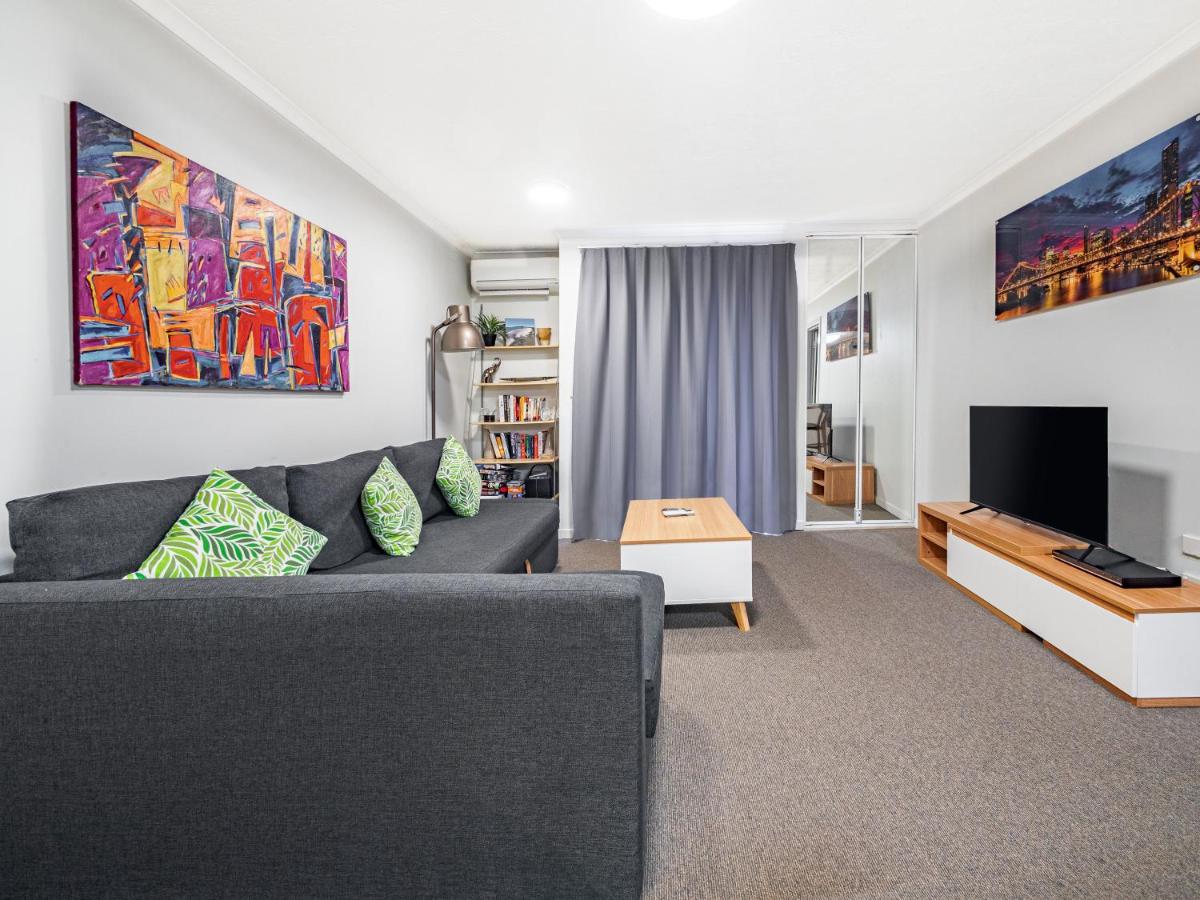 Parkview Apartments photo