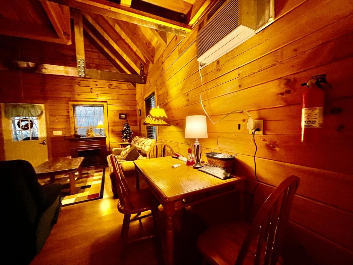 The Good Life Cabin — photo 16
