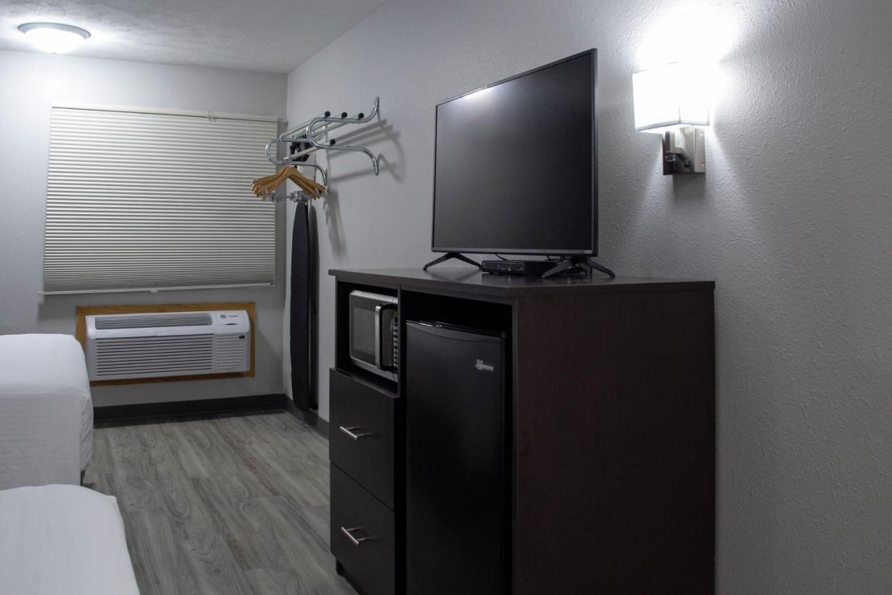 New Victorian Inn & Suites-Norfolk — photo 10