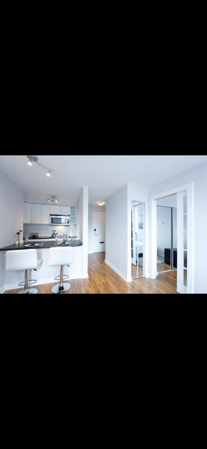 Cozy vancouver condo photo