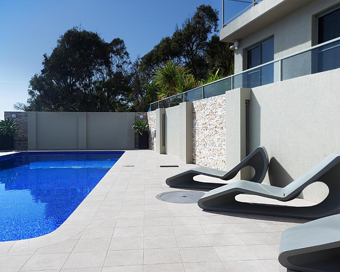 Heated swimming pool: Avoca Palms Resort