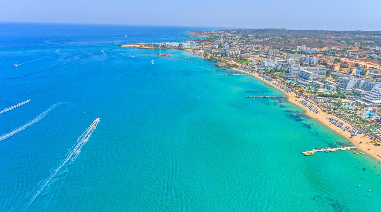 Odessa Beach Hotel photo