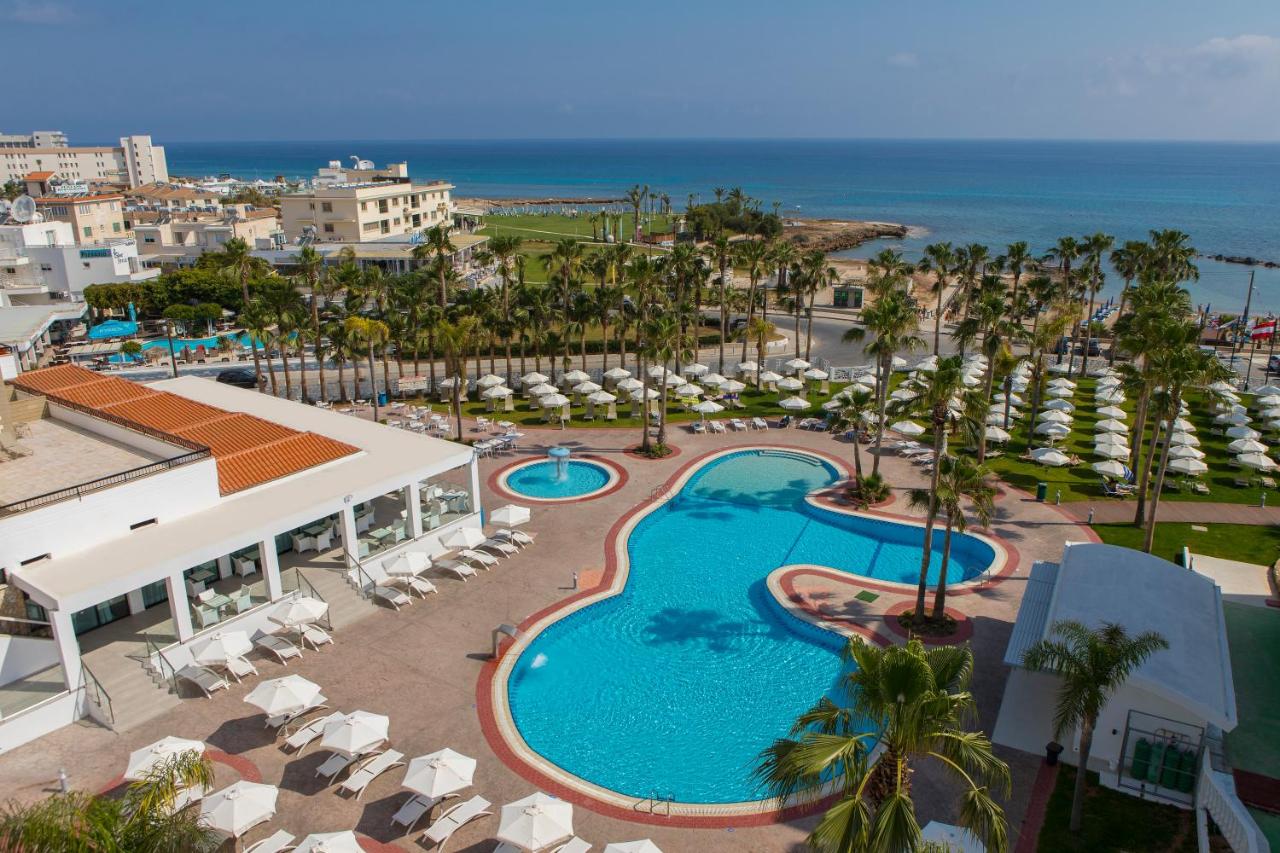 Anastasia Waterpark Beach Resort photo
