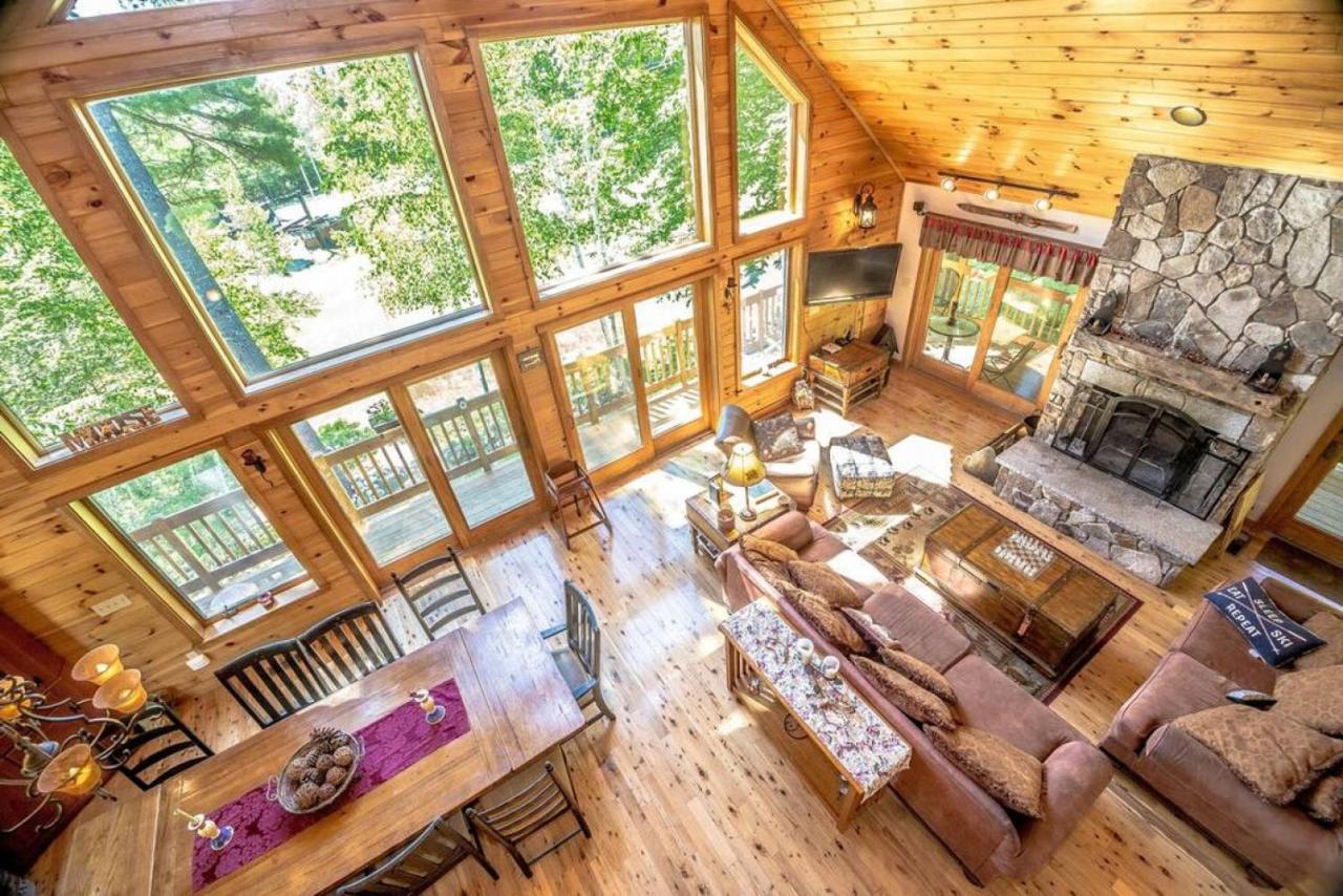 Huge Log Home Trailside At Pleasant Mnt Ski Area — photo 12