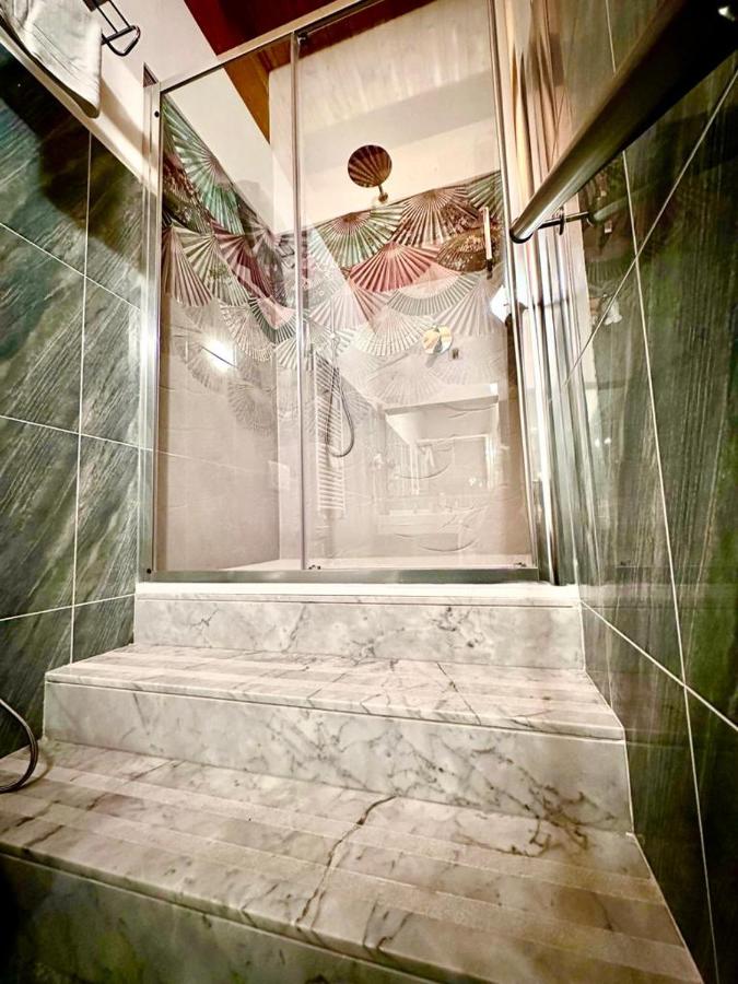 Continental Urban Art Hotel photo