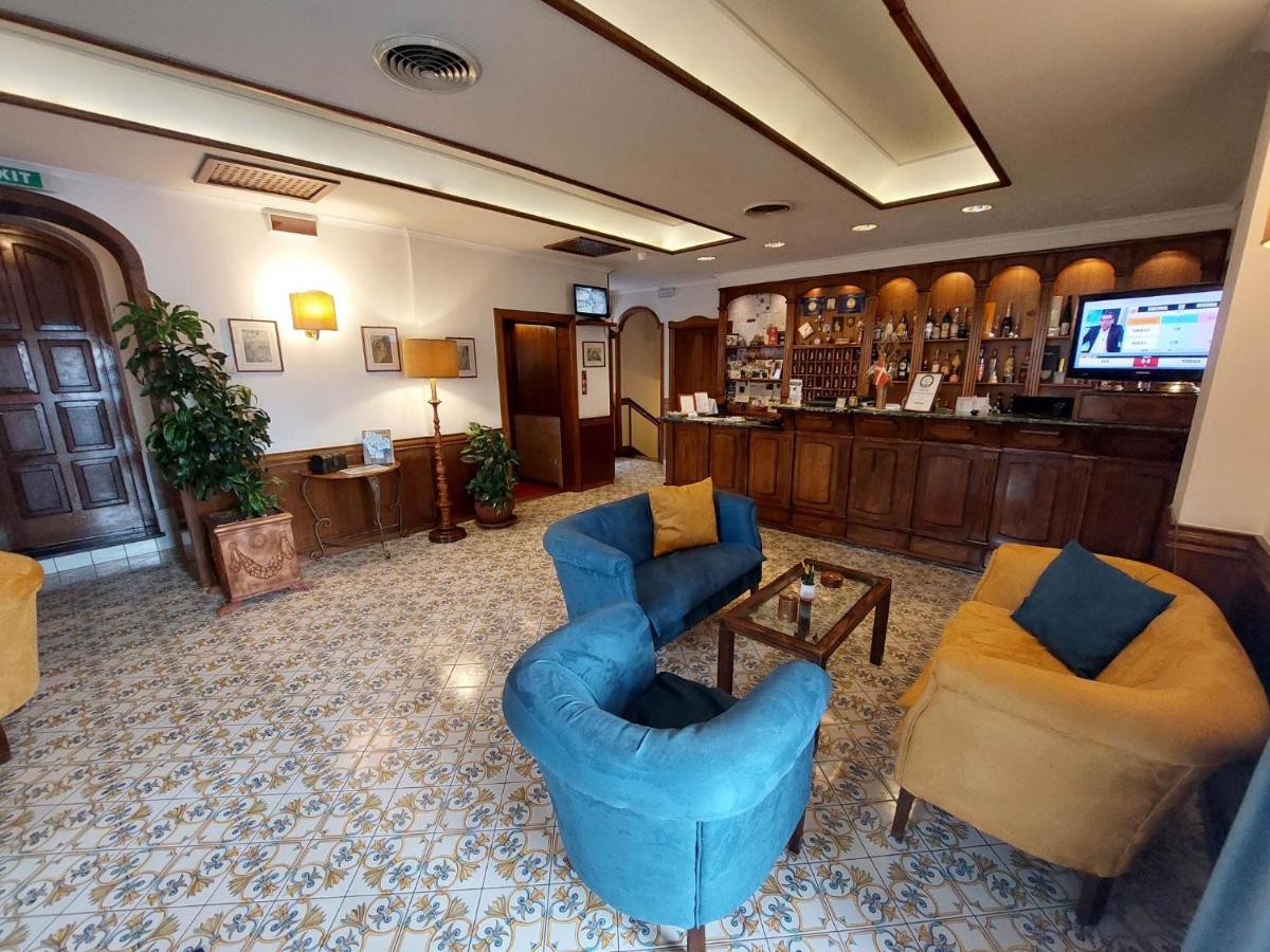 Hotel Mega Mare photo