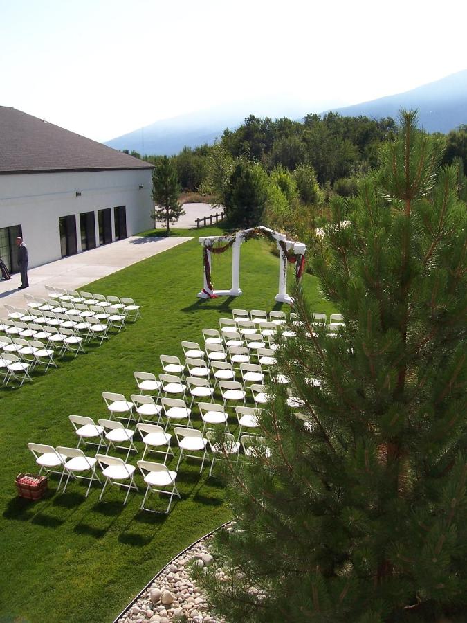 Bitterroot River Inn and Conference Center — photo 22