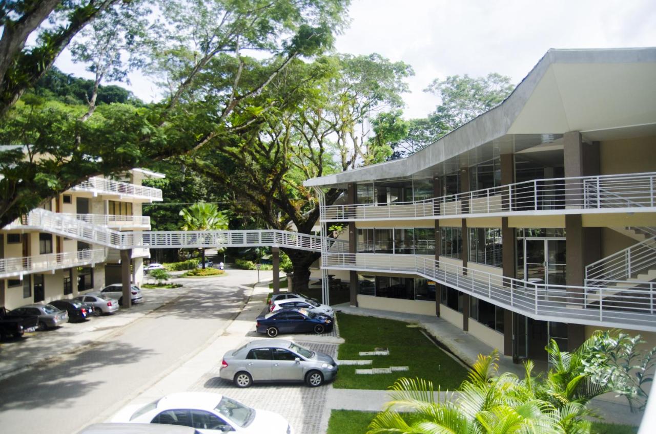 Hotel Arenas en Punta Leona photo