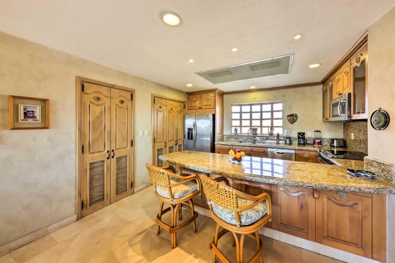 Cabo San Lucas Villa with Resort Amenities! photo
