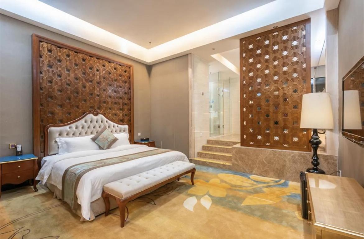 Guangzhou Nuomo International Hotel-Canton Fair Free Shuttle Bus photo