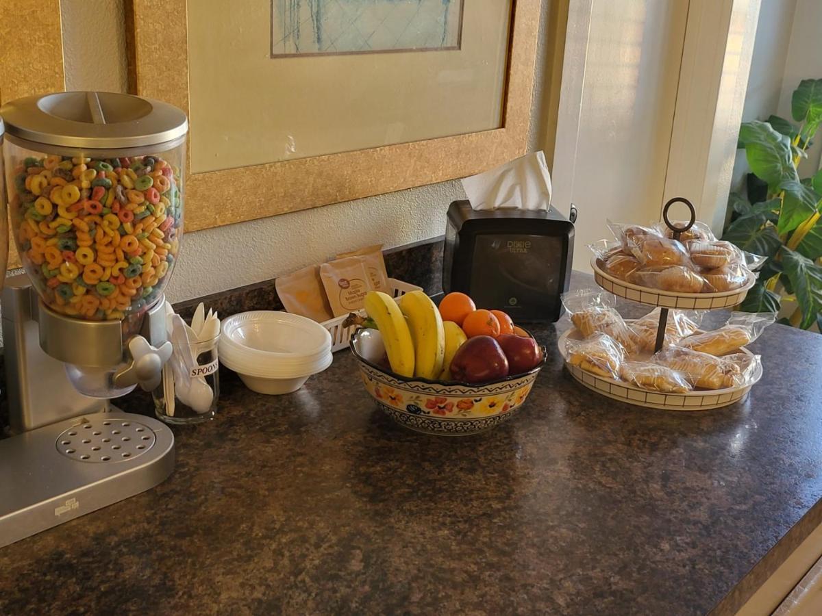 Economy Inn — photo 24