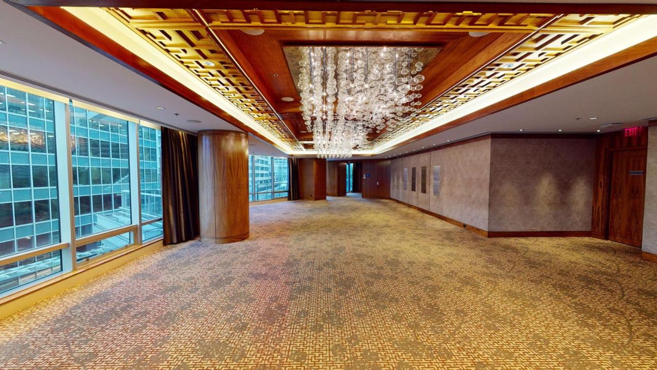 Shangri-La Vancouver photo