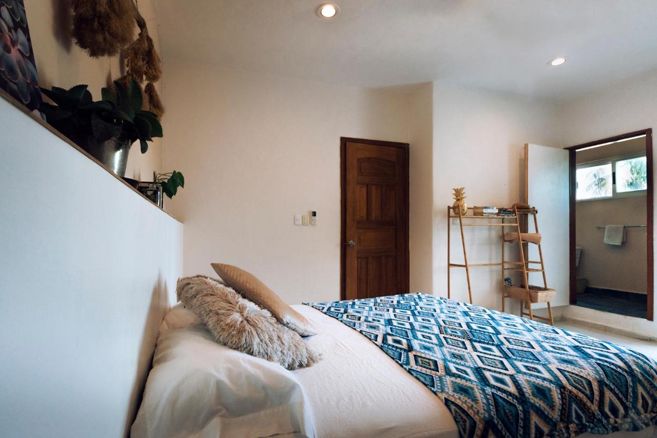 Hostal Cuca Macuca photo