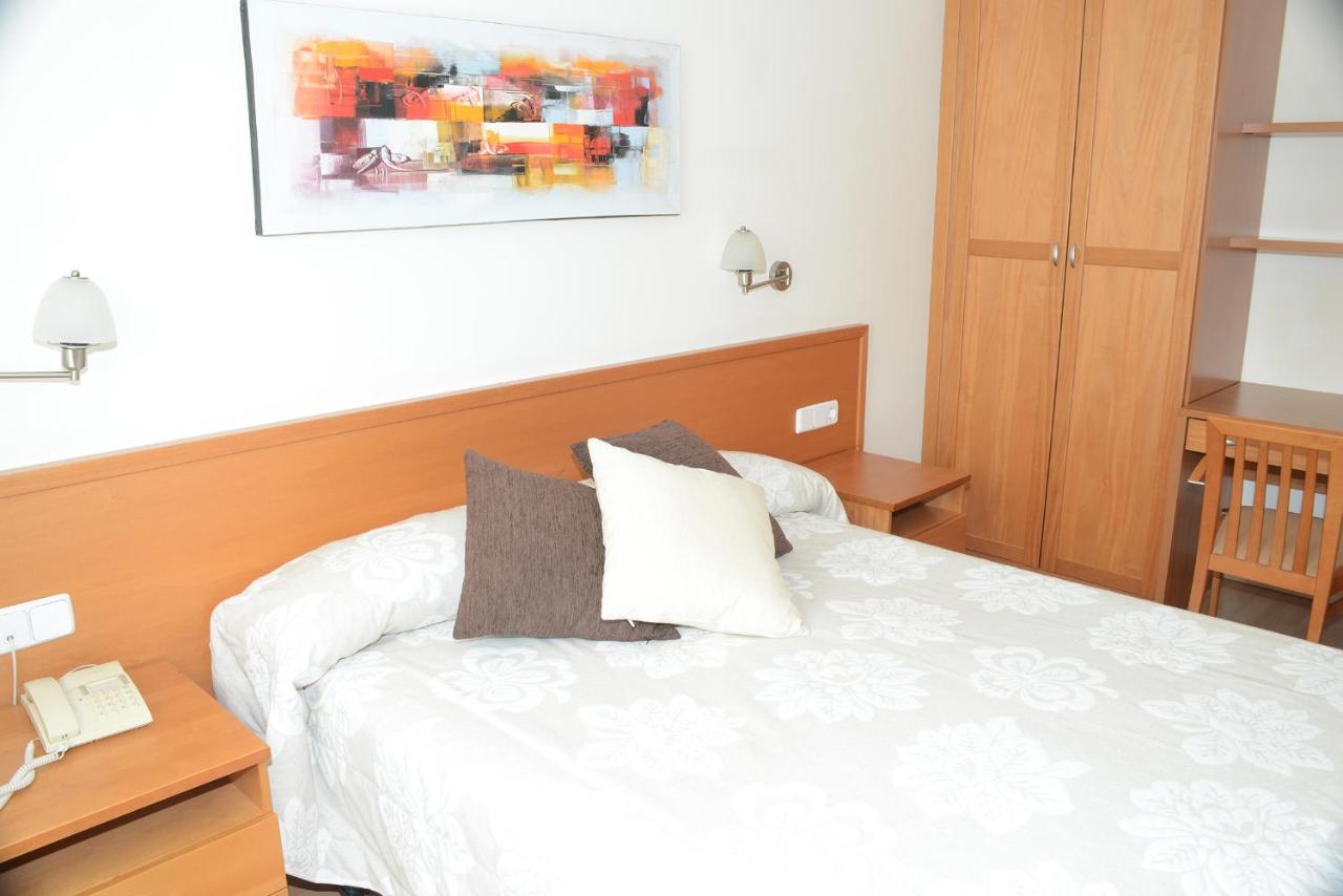 Aparthotel Huesca, Spain - Booking.com
