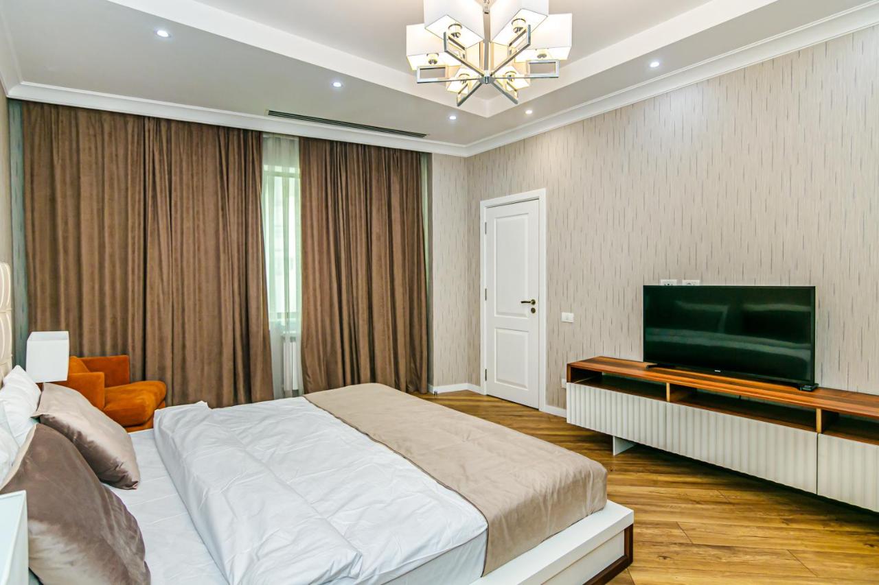 Isr Baku Family hotel apartment 4 bedroom photo