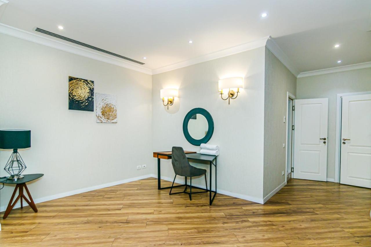 Isr Baku Family hotel apartment 4 bedroom photo