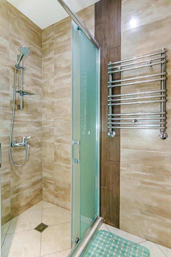 Isr Baku Family hotel apartment 4 bedroom photo