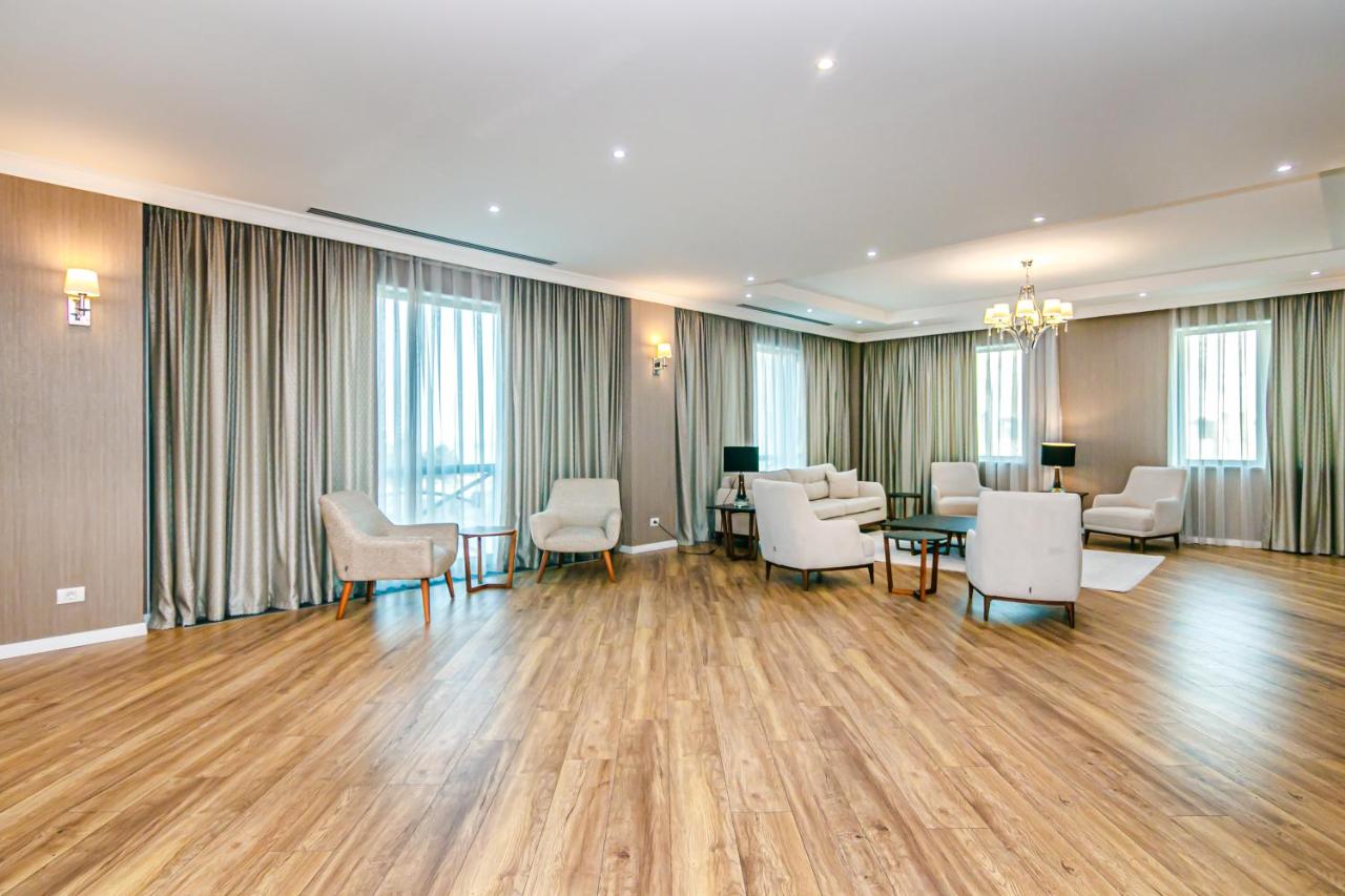 Isr Baku Family hotel apartment 4 bedroom photo