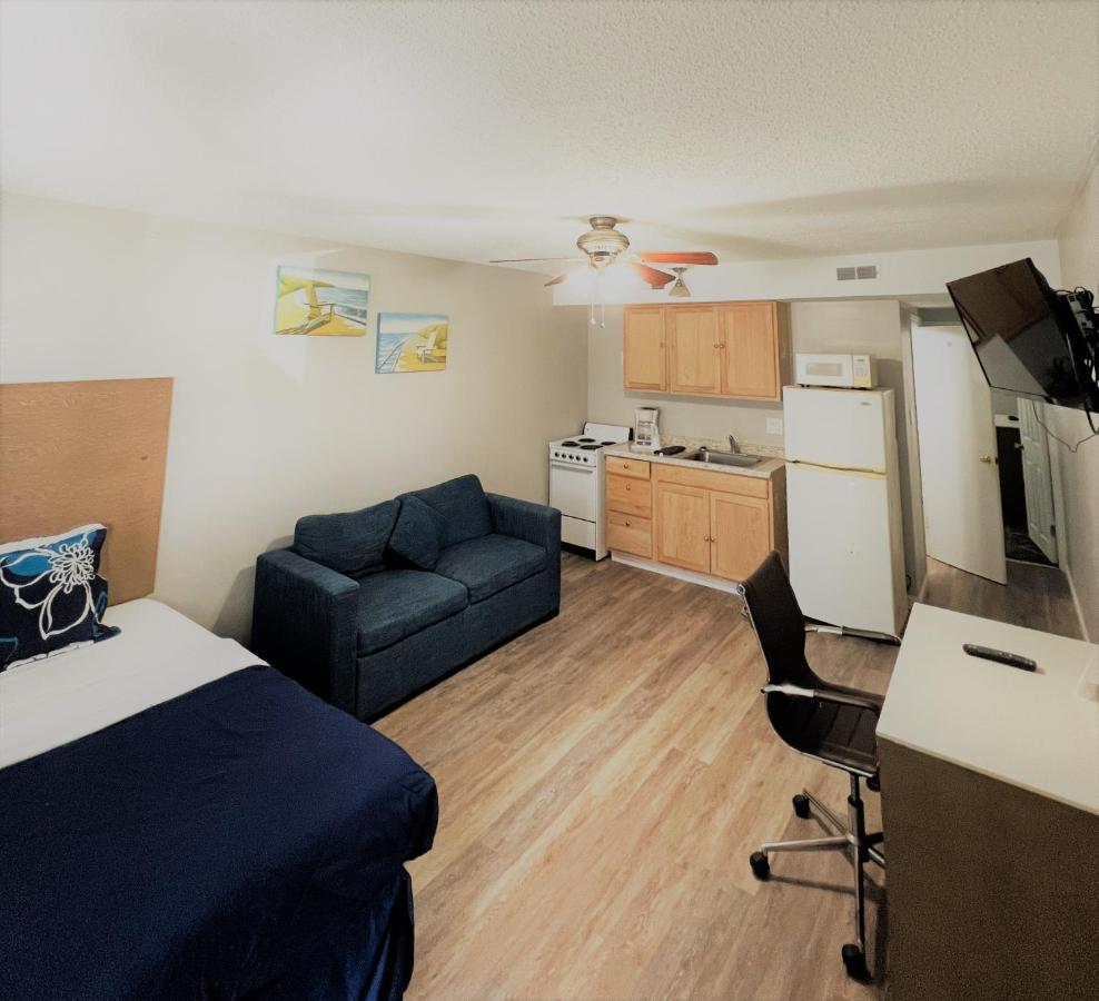 Sand Dollar Motel — photo 11