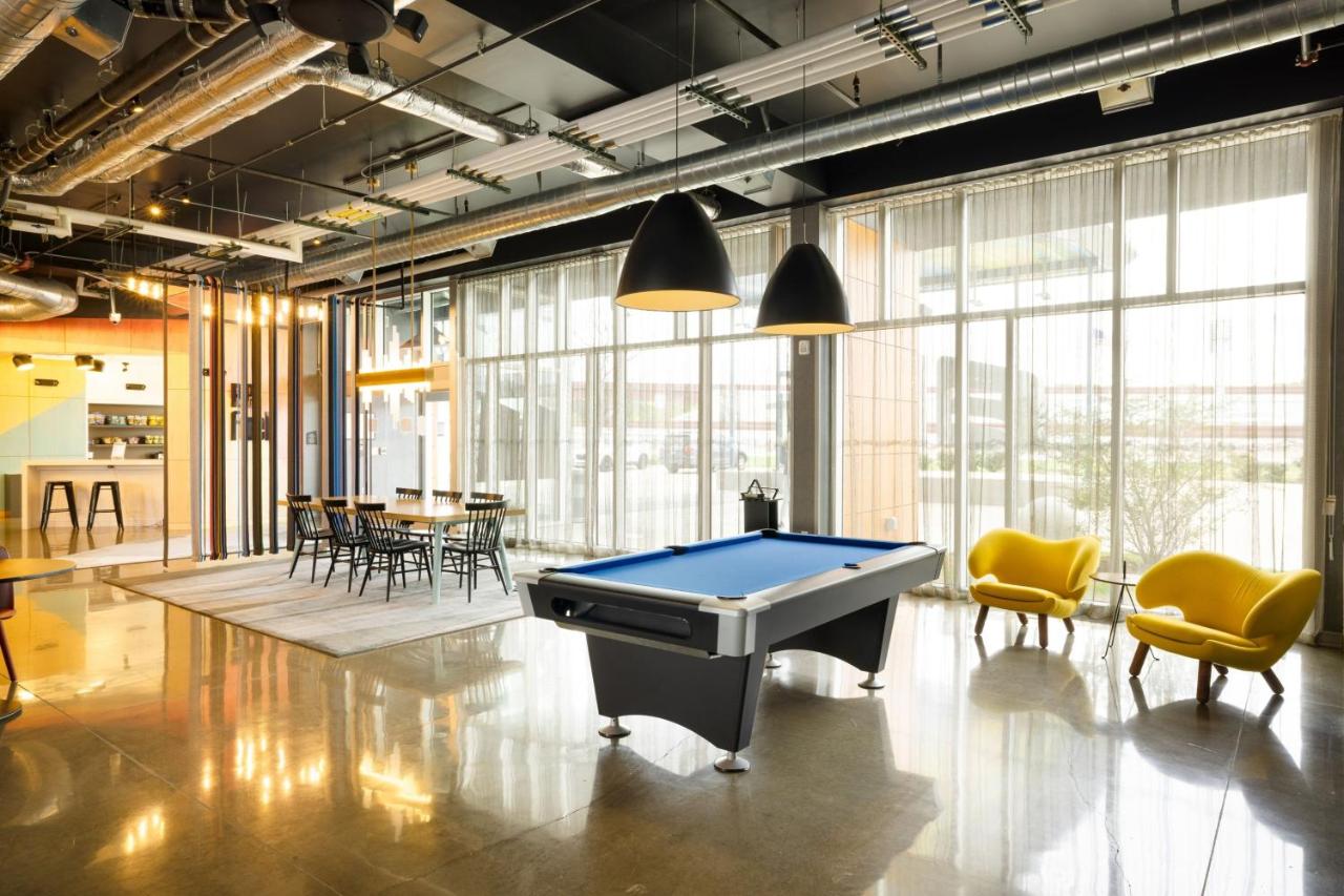 Aloft Austin Airport - 5