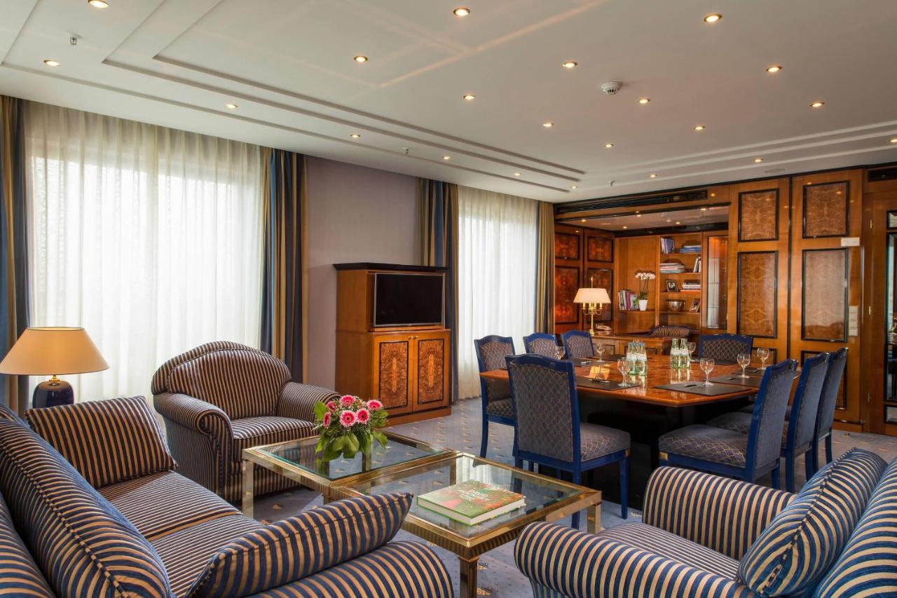 JW Marriott Hotel Berlin photo
