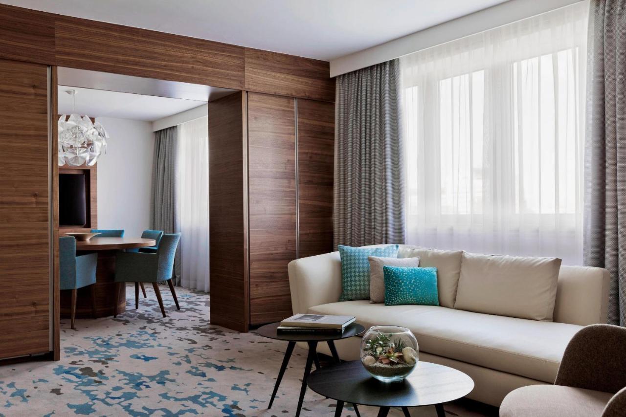Vienna Marriott Hotel photo