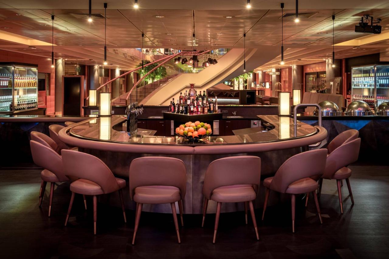 Vienna Marriott Hotel photo