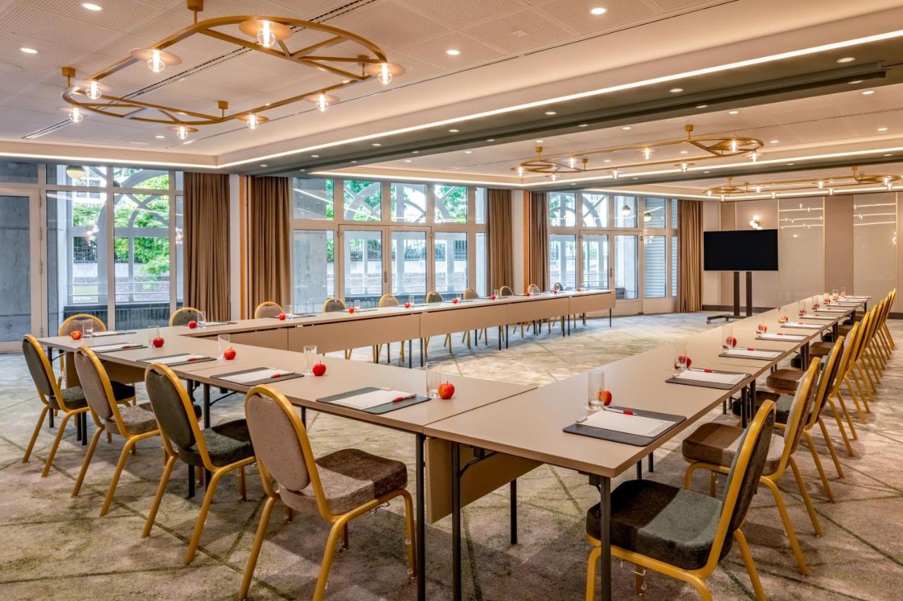 Vienna Marriott Hotel photo