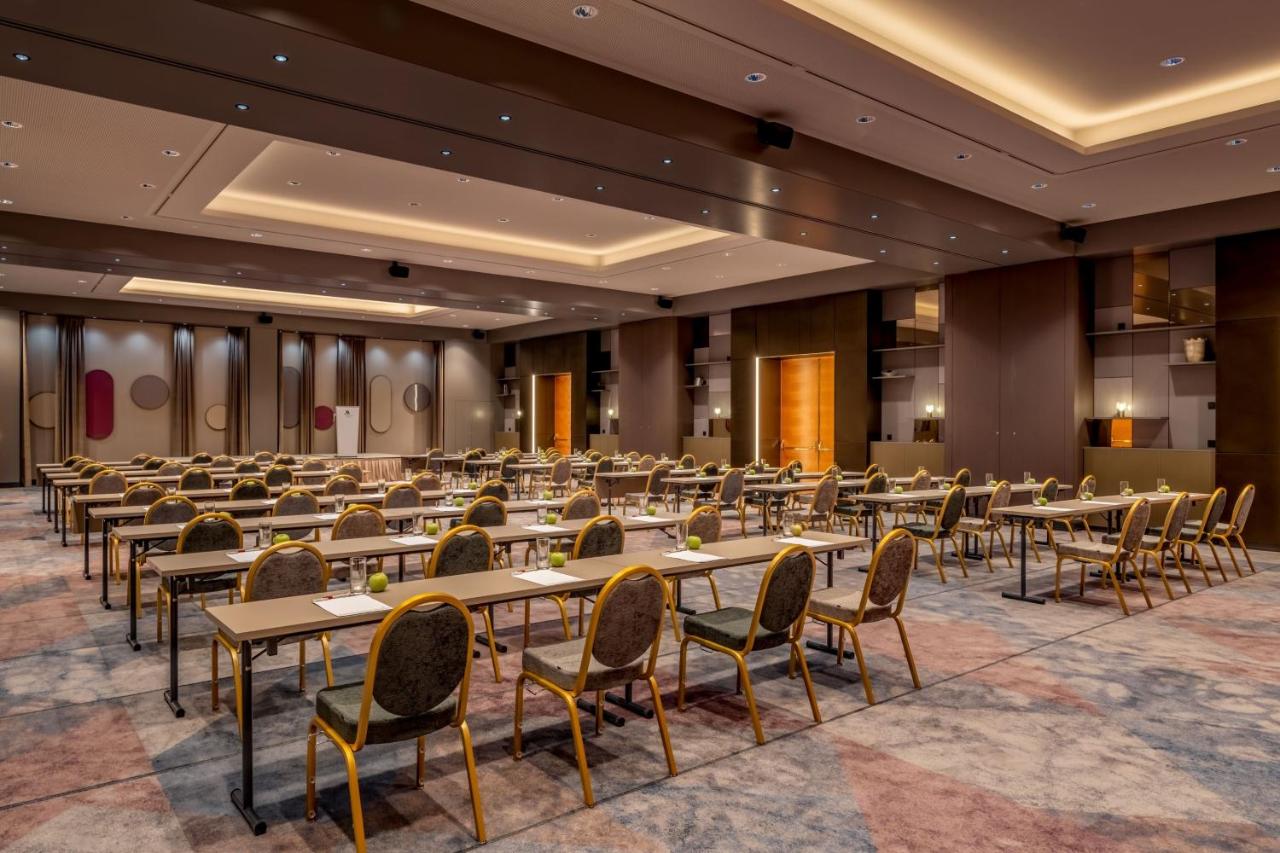 Vienna Marriott Hotel photo