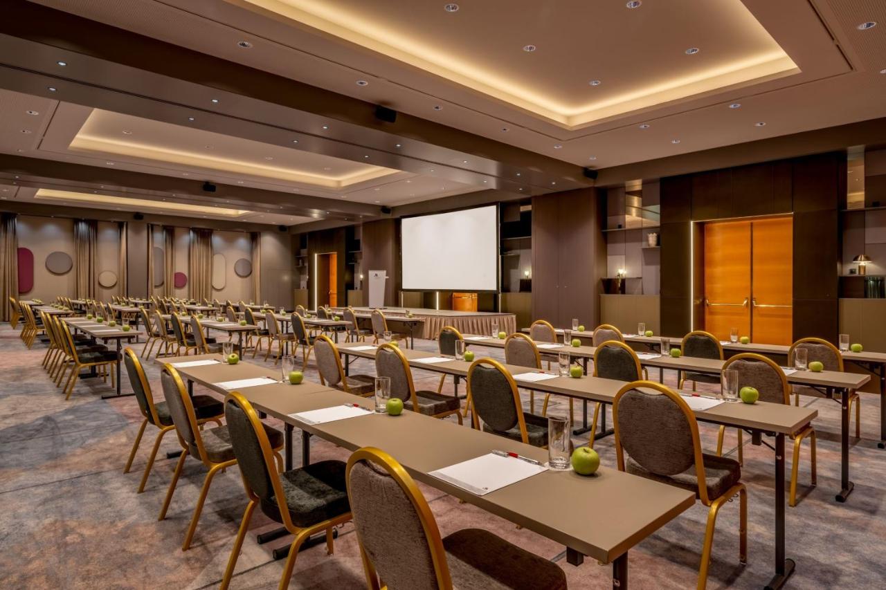 Vienna Marriott Hotel photo