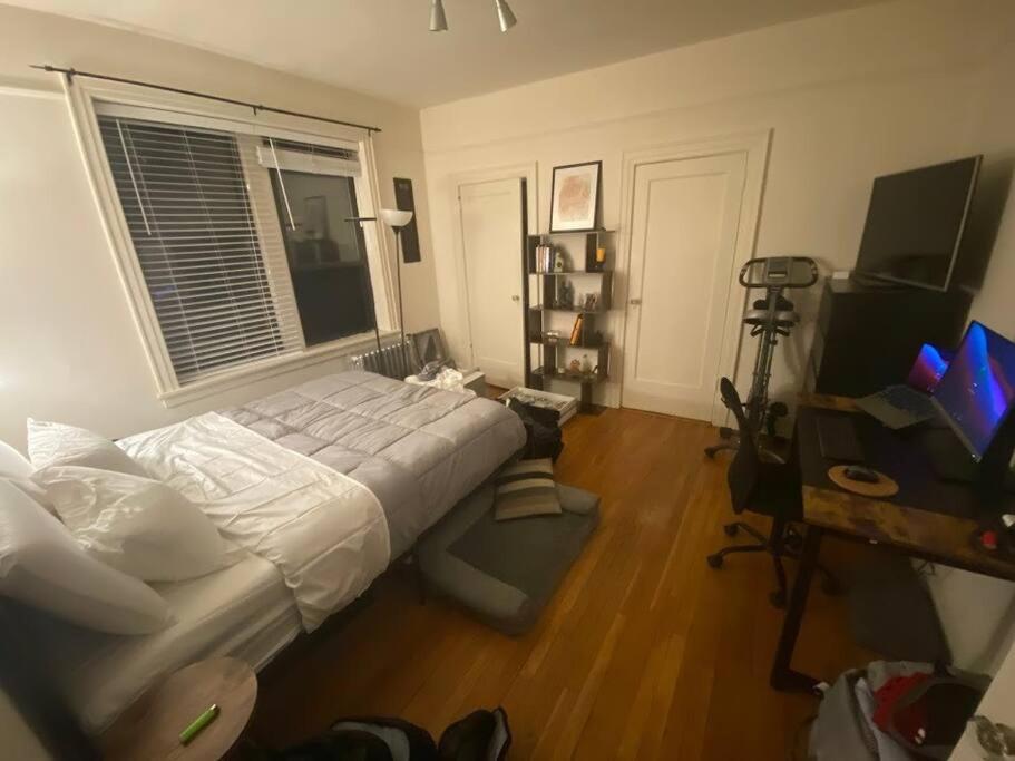 Comfy stay – sleeps 4 (Hoboken) - 5