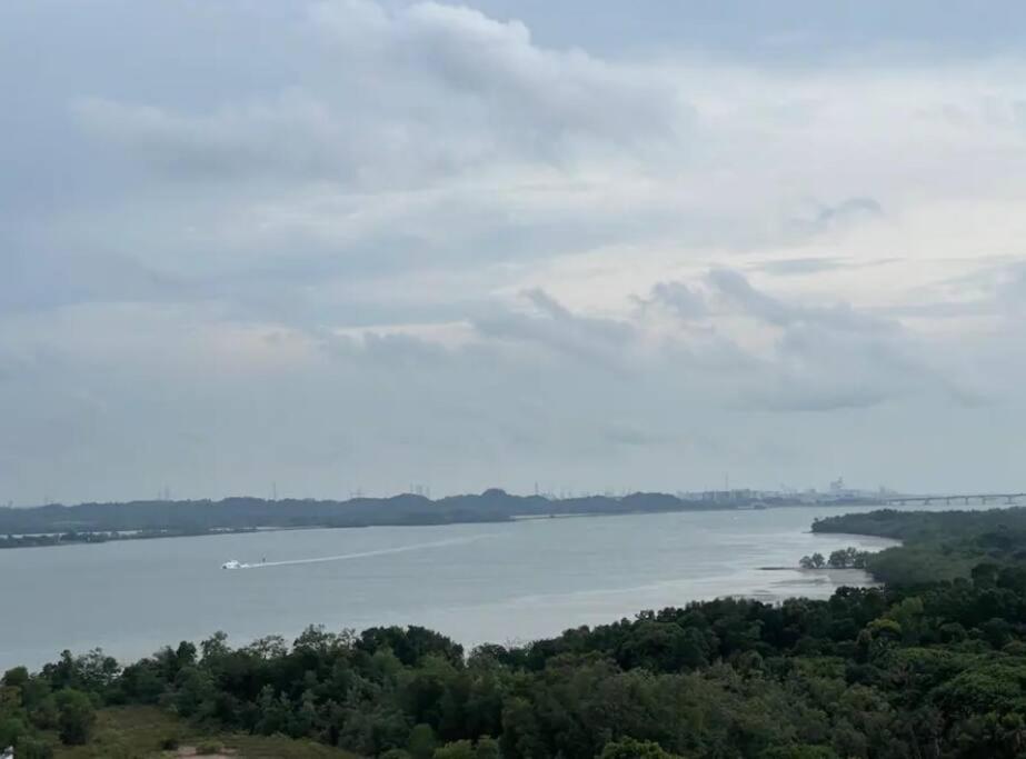 Teega Suites Seaview by VDO Homestay - 4