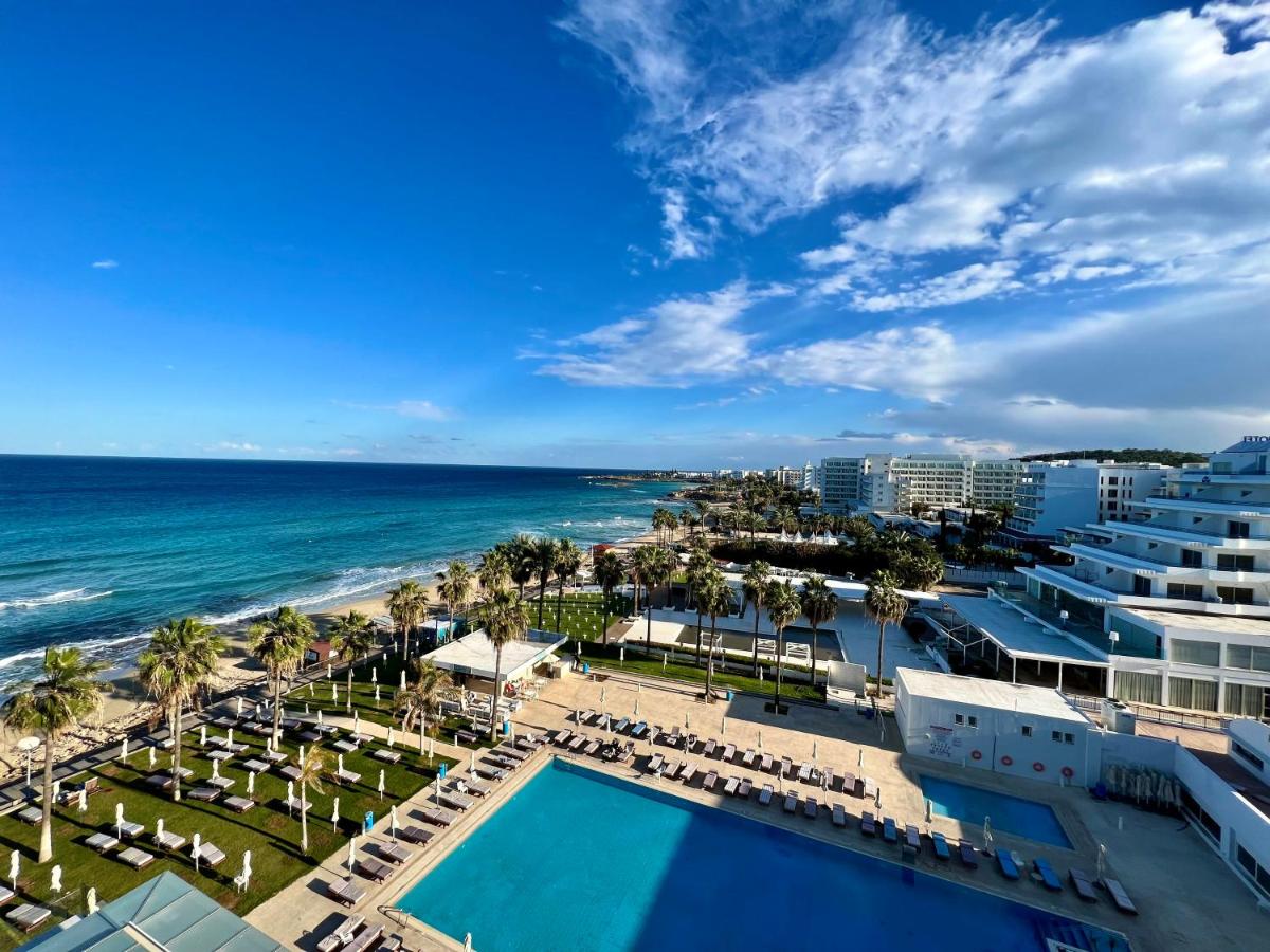Constantinos the Great Beach Hotel photo