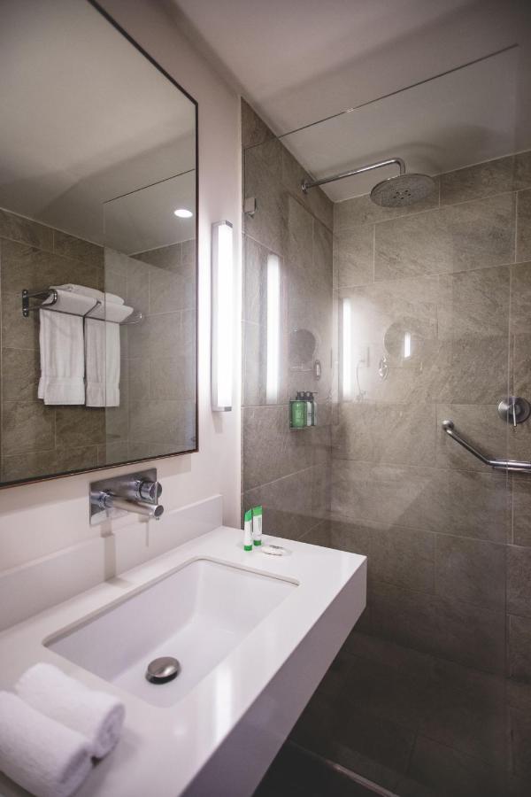 Wyndham Tamarindo photo