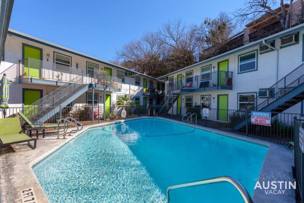 5 Minutes to Zilker Barton Springs with Parking - 4