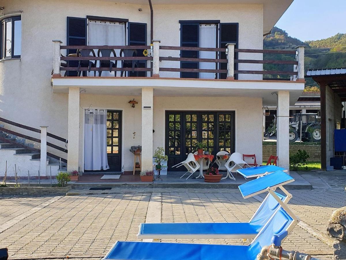 Cozy Villa in Vesime in a delightful area of the Langhe photo